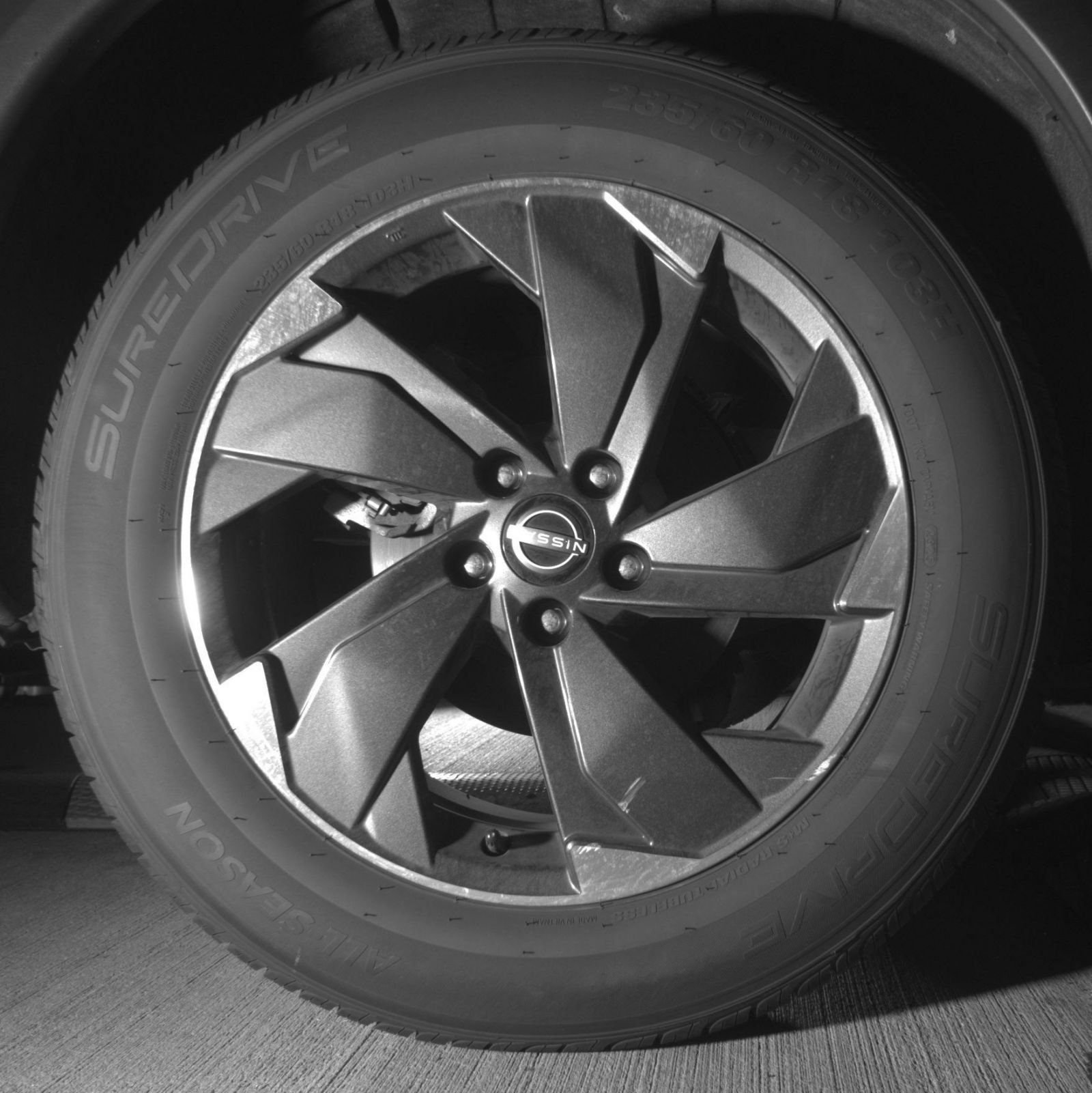 Used 2025 Nissan Rogue SV AWD/4WD image 18