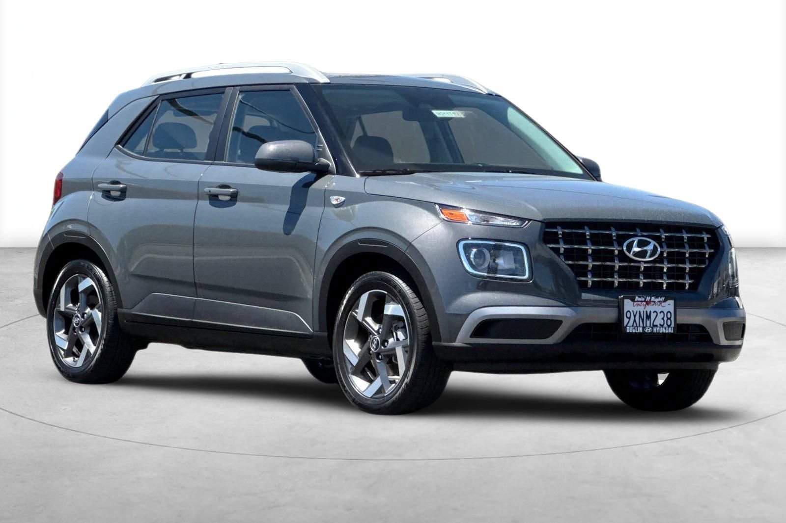 Certified 2026 Hyundai Venue SEL FWD image 11