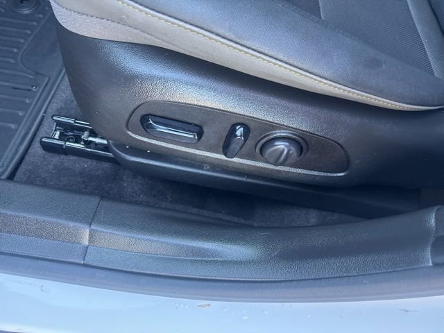 Used 2025 Chevrolet Trax ACTIV w/ Driver Confidence Package image 20