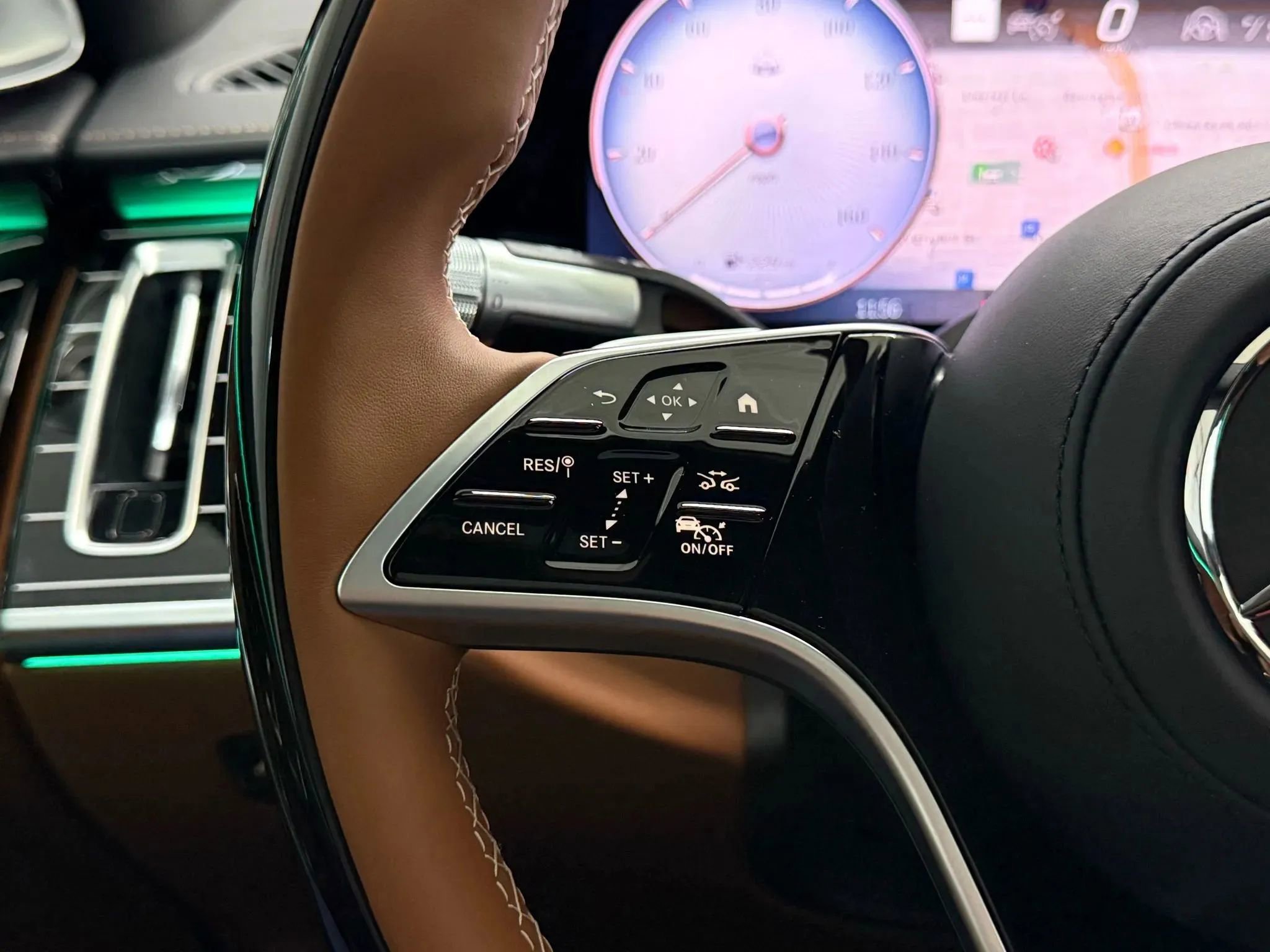 Used 2026 Mercedes-Benz Maybach S 680 S 680 4MATIC Sedan 4D image 25