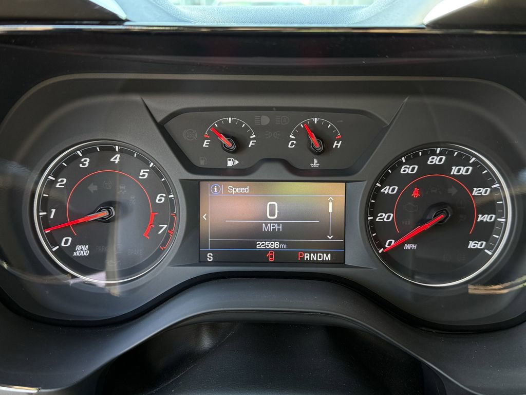 Used 2020 Chevrolet Camaro LT w/ Technology Package image 15