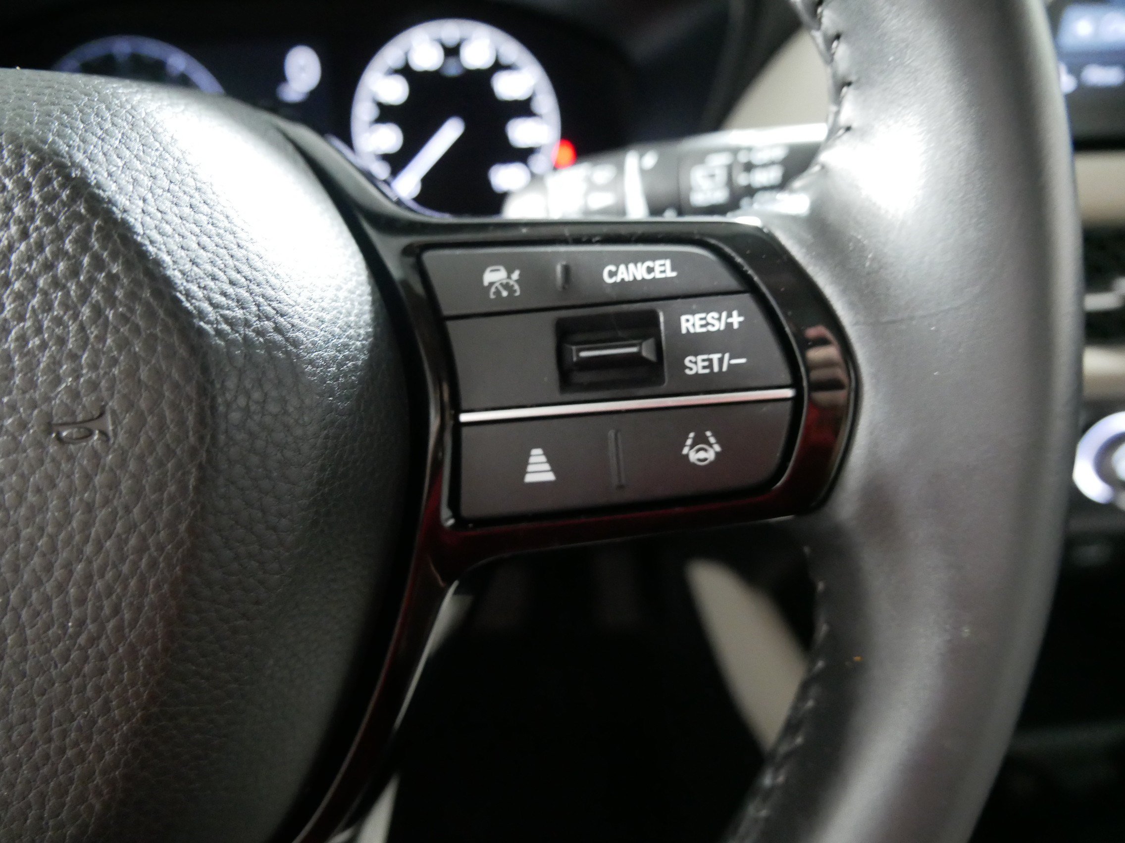 Used 2024 Honda HR-V EX-L image 28