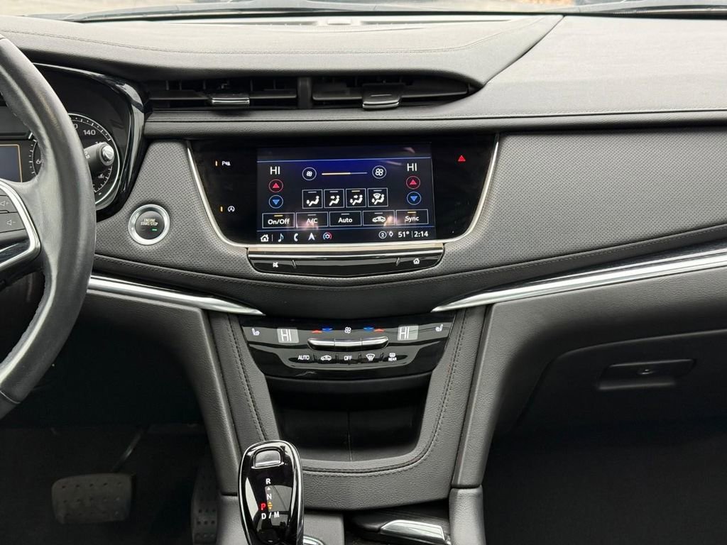 Used 2024 Cadillac XT5 Premium Luxury image 9