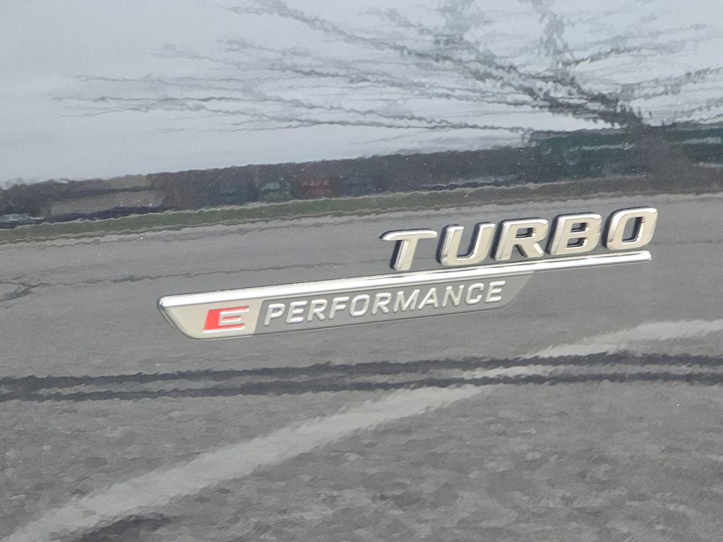 New 2025 Mercedes-Benz GLC 63 AMG S image 5