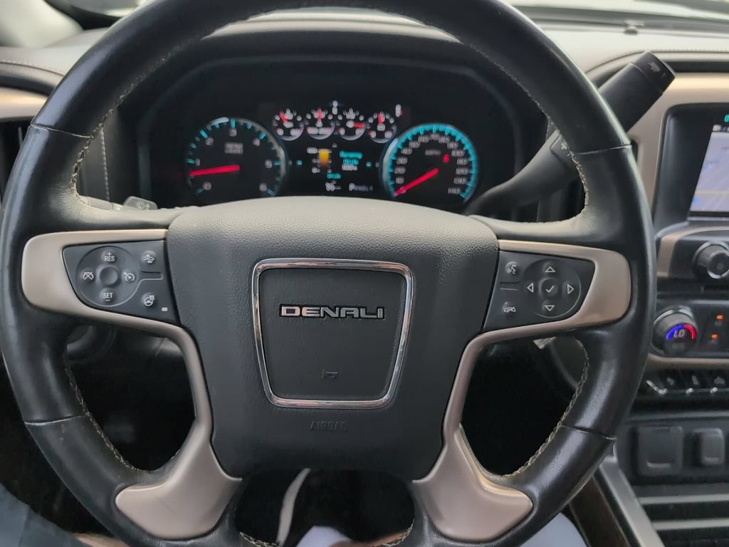 Used 2017 GMC Sierra 2500 Denali w/ Suspension Package, Off-Road AWD/4WD image 15