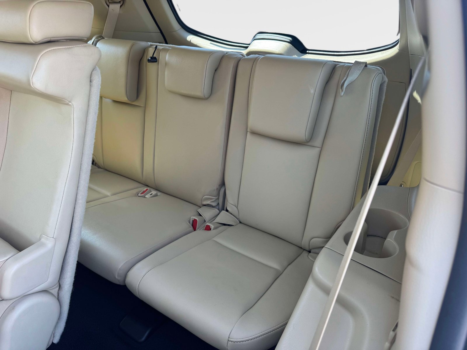 Used 2019 Toyota Highlander XLE image 30