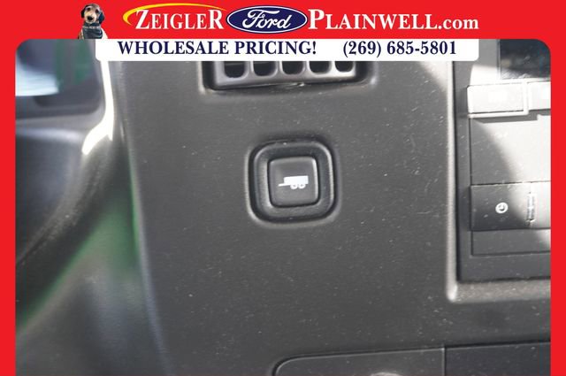 Used 2022 Chevrolet Express 2500 Work Van image 16