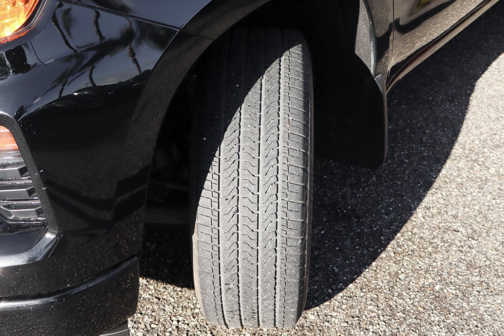 Used 2022 Chevrolet Silverado 1500 Custom image 46