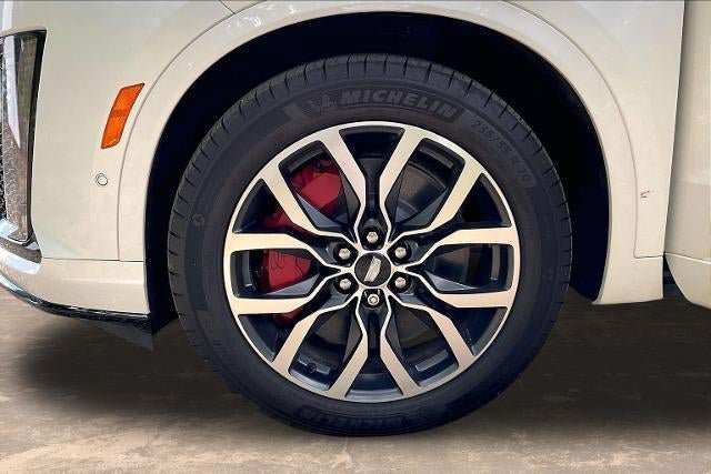 Used 2025 Cadillac XT6 Sport w/ Platinum Package AWD/4WD image 35