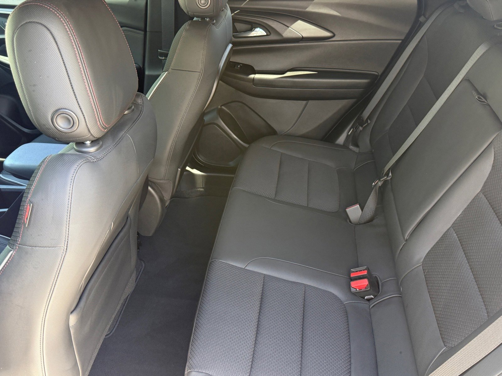 Used 2021 Chevrolet TrailBlazer RS w/ Convenience Package FWD image 13