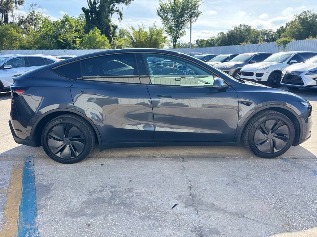 Used 2026 Tesla Model Y 2WD image 6