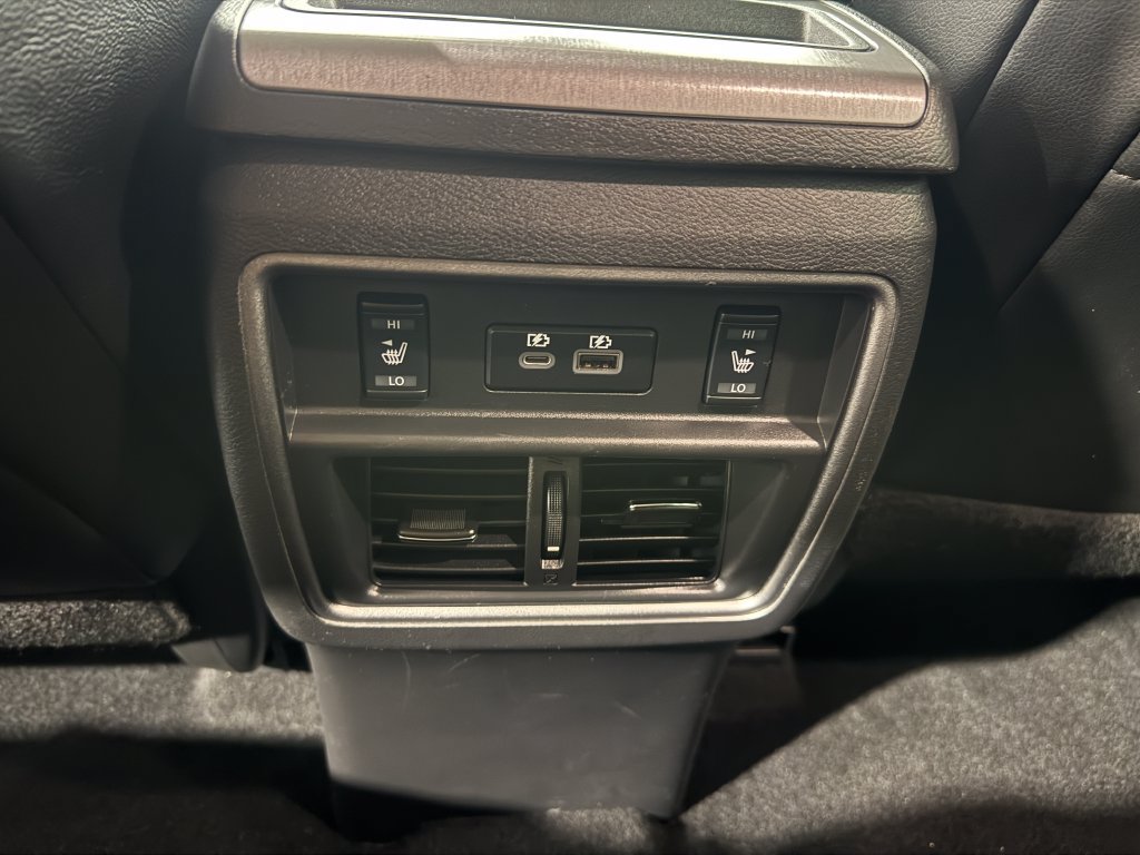 Used 2024 Nissan Murano SL AWD/4WD image 38