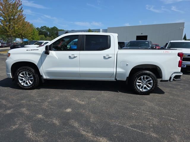 Used 2022 Chevrolet Silverado 1500 RST w/ LPO, Dark Essentials Package AWD/4WD image 2