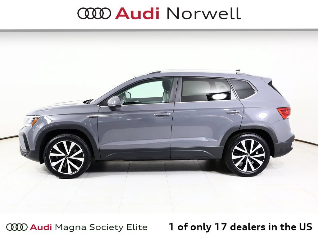 Used 2023 Volkswagen Taos SE AWD/4WD image 12
