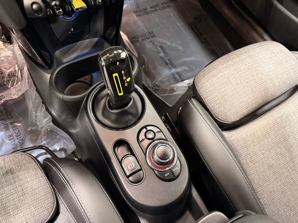 Certified 2022 MINI Cooper SE image 19