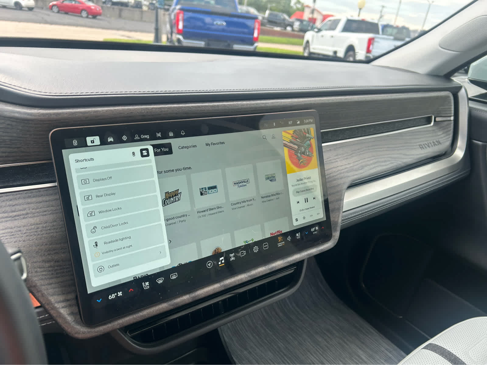 Used 2026 Rivian R1S Adventure AWD/4WD image 57