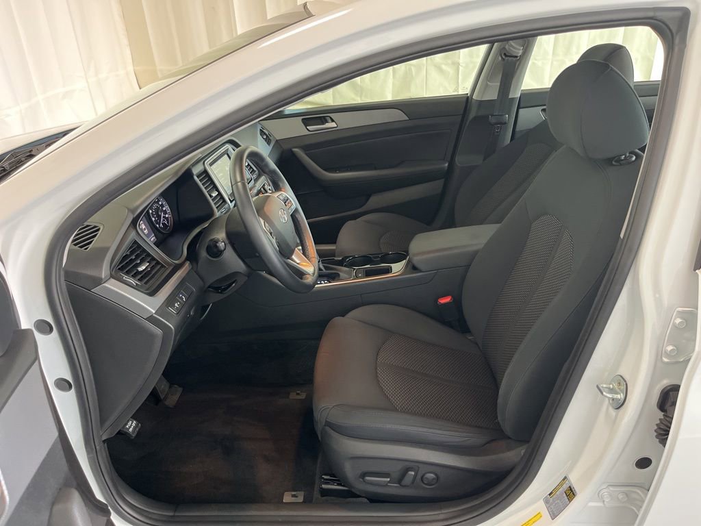Used 2018 Hyundai Sonata SEL FWD image 4