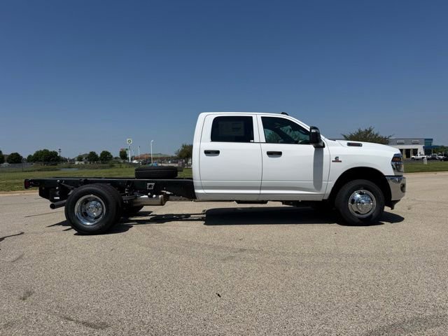 New 2026 RAM 3500 Tradesman w/ Chrome Appearance Group A AWD/4WD image 12