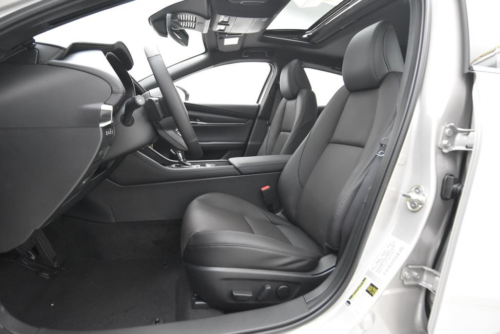 New 2026 MAZDA MAZDA3 Hatchback w/Premium Plus Pkg AWD/4WD image 25