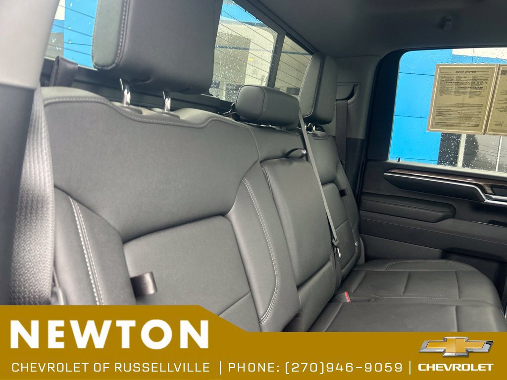 Used 2025 Chevrolet Silverado 2500 LT w/ Safety Package AWD/4WD image 24