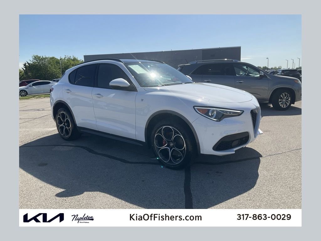 Used 2023 Alfa Romeo Stelvio Ti