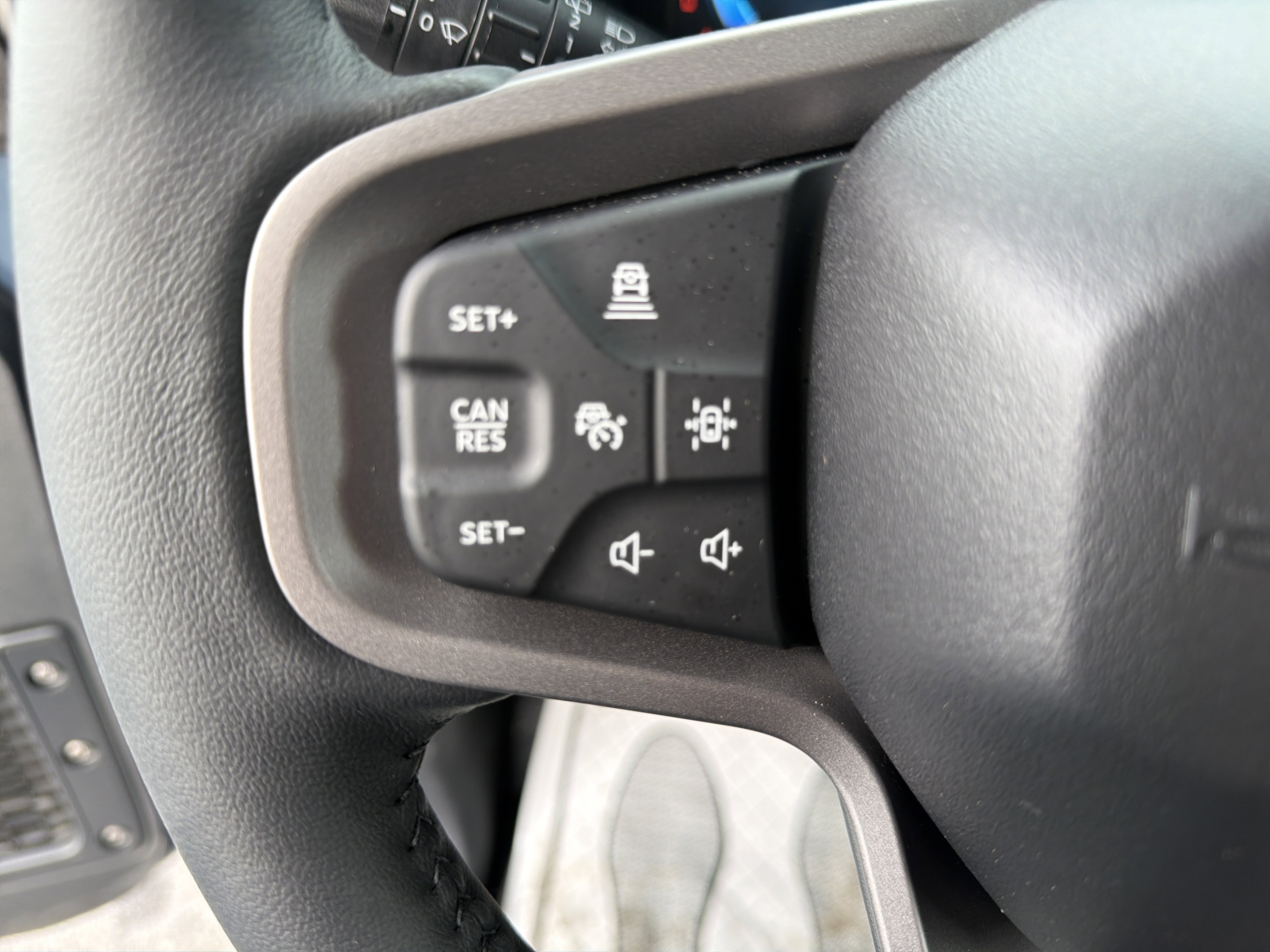 New 2025 Ford Bronco Badlands image 19