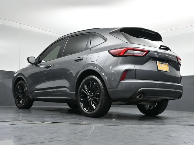 Certified 2023 Ford Escape ST-Line Elite w/ Premium Technology Package AWD/4WD image 39