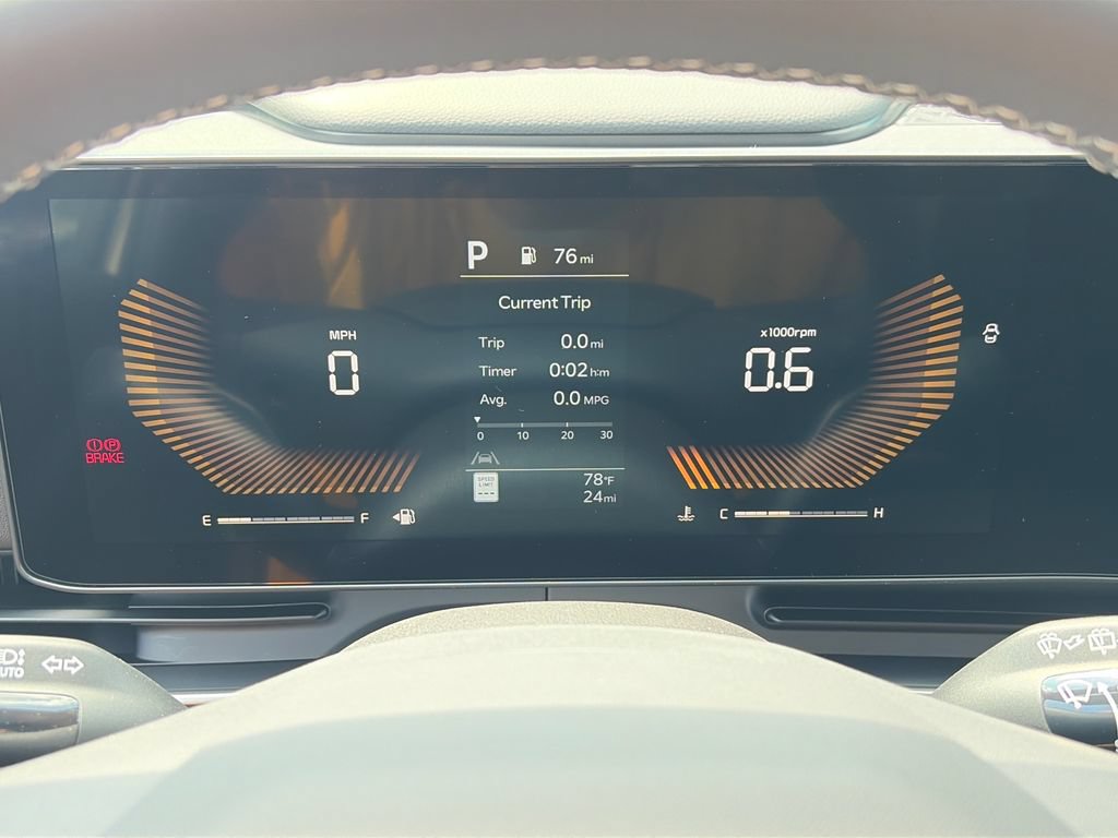 New 2027 Kia Carnival FWD image 18