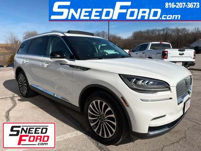 Used 2024 Lincoln Aviator Reserve w/ Equipment Group 201A AWD/4WD image 1