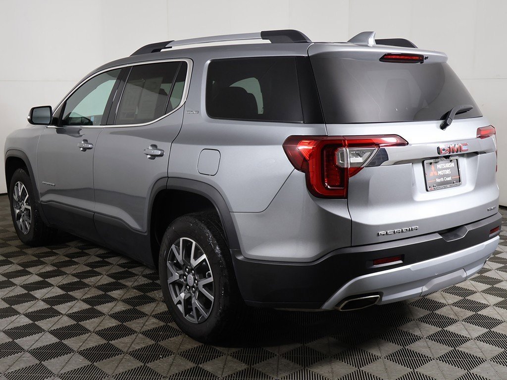 Used 2023 GMC Acadia SLE w/ Driver Convenience Package image 10
