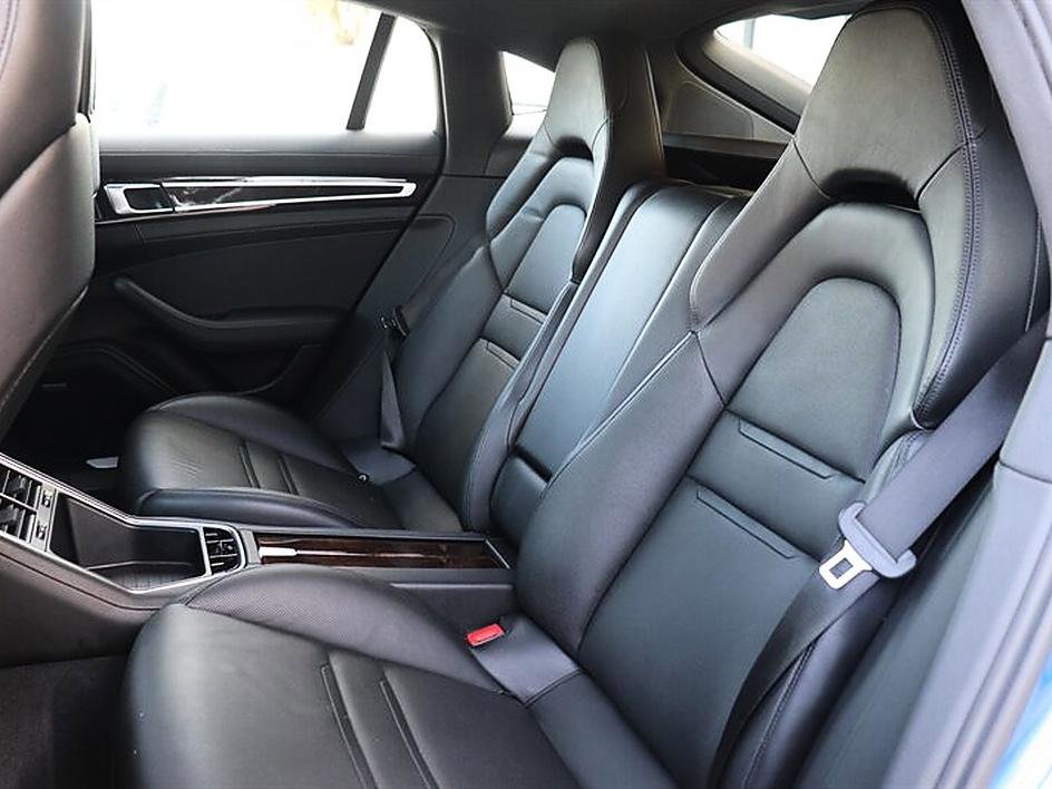 Used 2017 Porsche Panamera 4 image 72