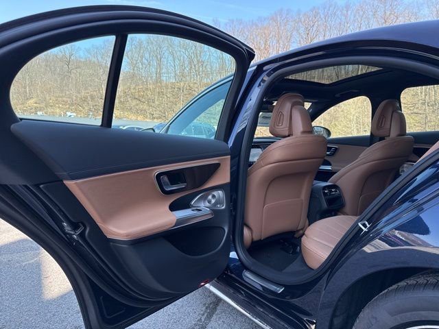 New 2026 Mercedes-Benz E 350 4MATIC Sedan image 21