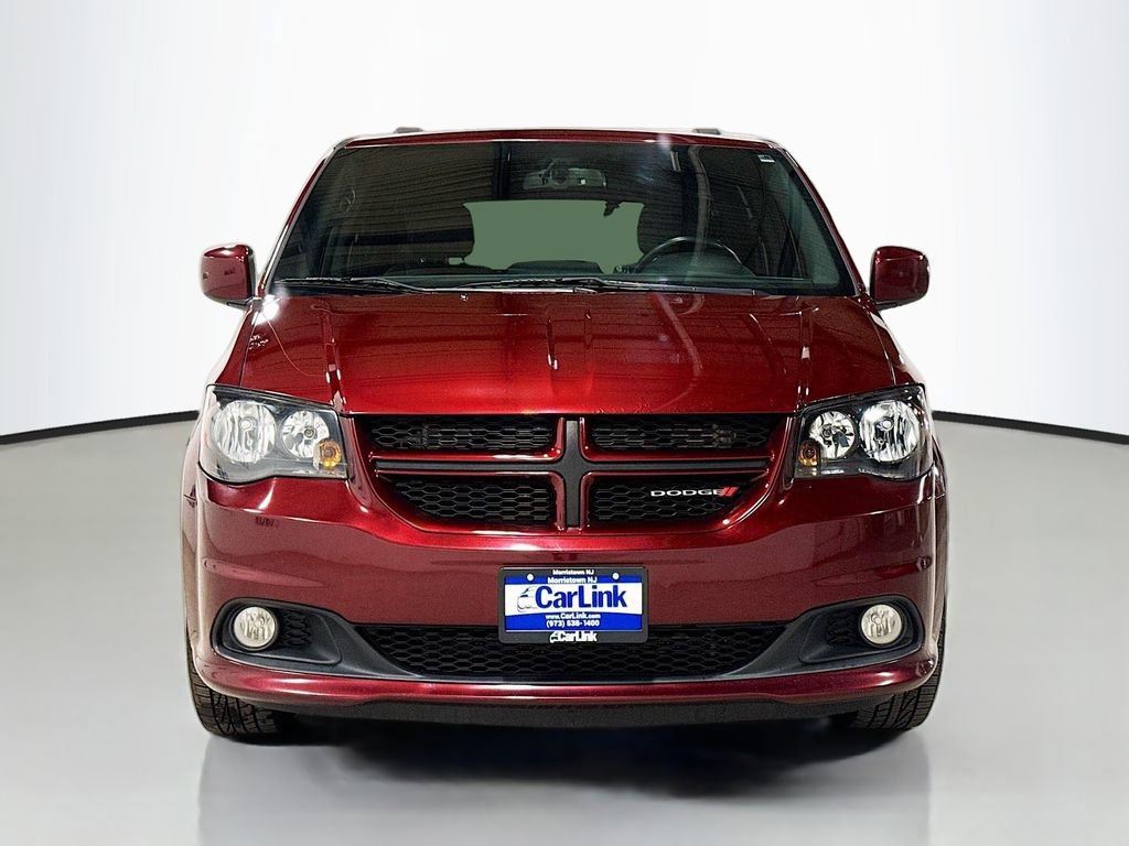 Used 2018 Dodge Grand Caravan GT image 2