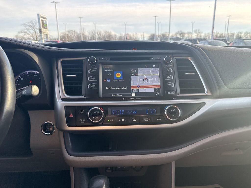 Used 2018 Toyota Highlander XLE image 22