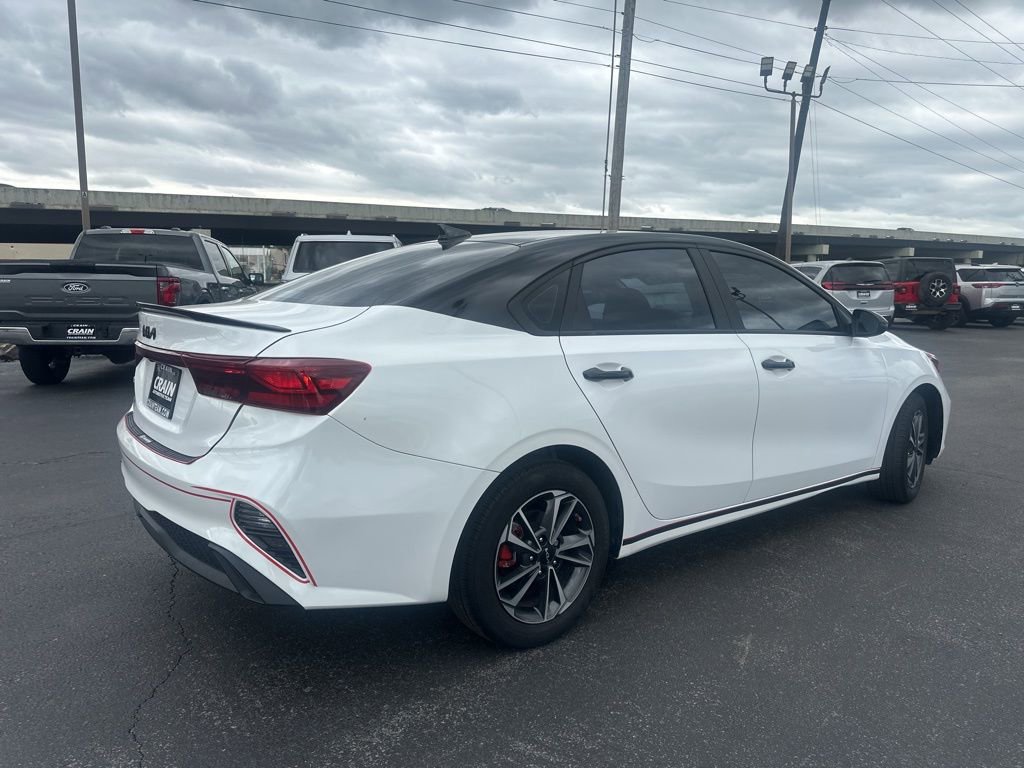 Used 2023 Kia Forte LXS w/ LXS Technology Package image 6