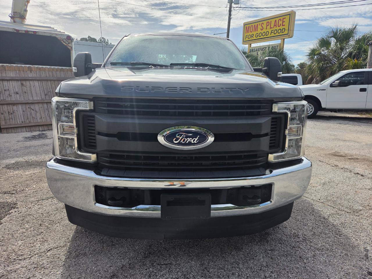 Used 2019 Ford F250 XL w/ Power Equipment Group AWD/4WD image 8