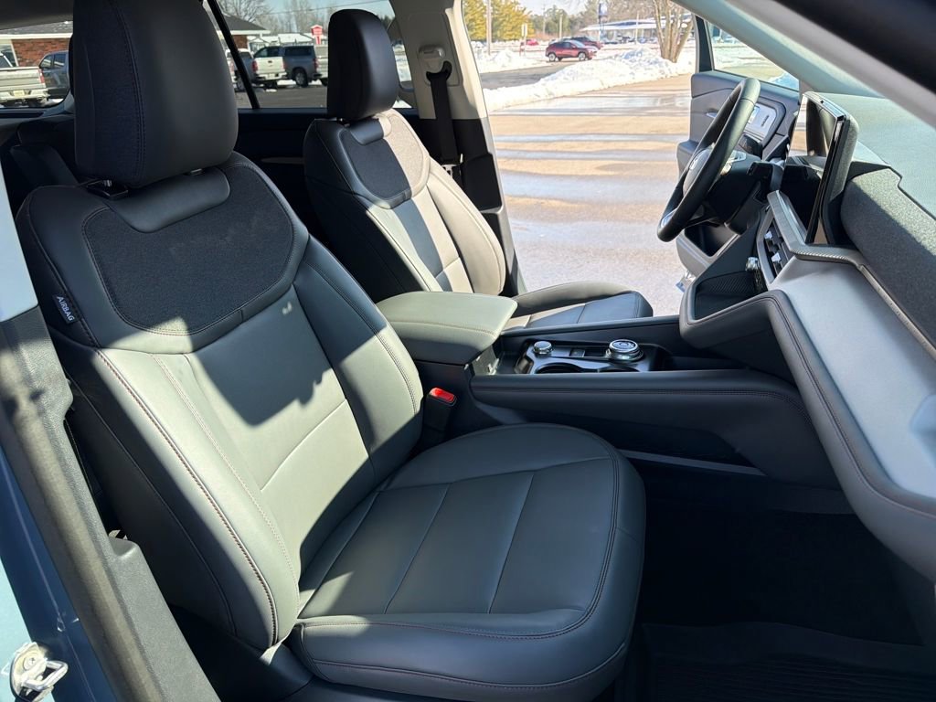 New 2026 Ford Explorer Active image 22