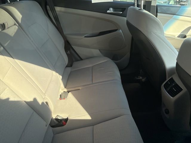 Used 2021 Hyundai Tucson SEL w/ Cargo Package image 9