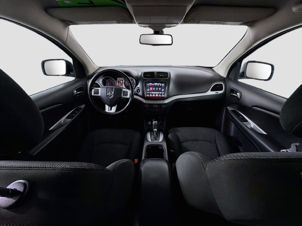 Used 2019 Dodge Journey SE FWD image 9