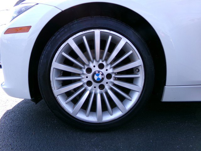 Used 2015 BMW 328i xDrive Sedan AWD/4WD image 28
