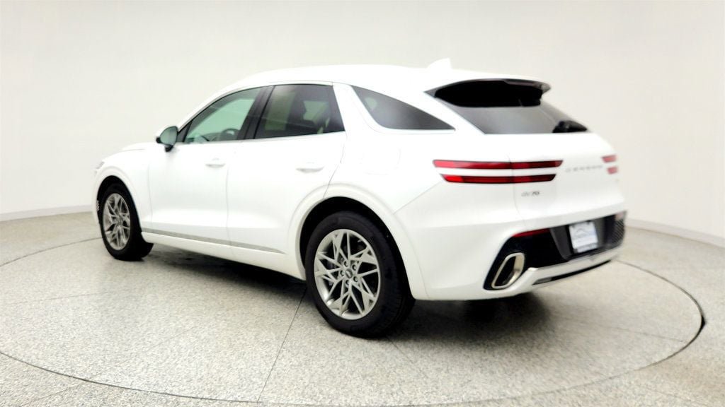 Used 2025 Genesis GV70 2.5T AWD/4WD image 7