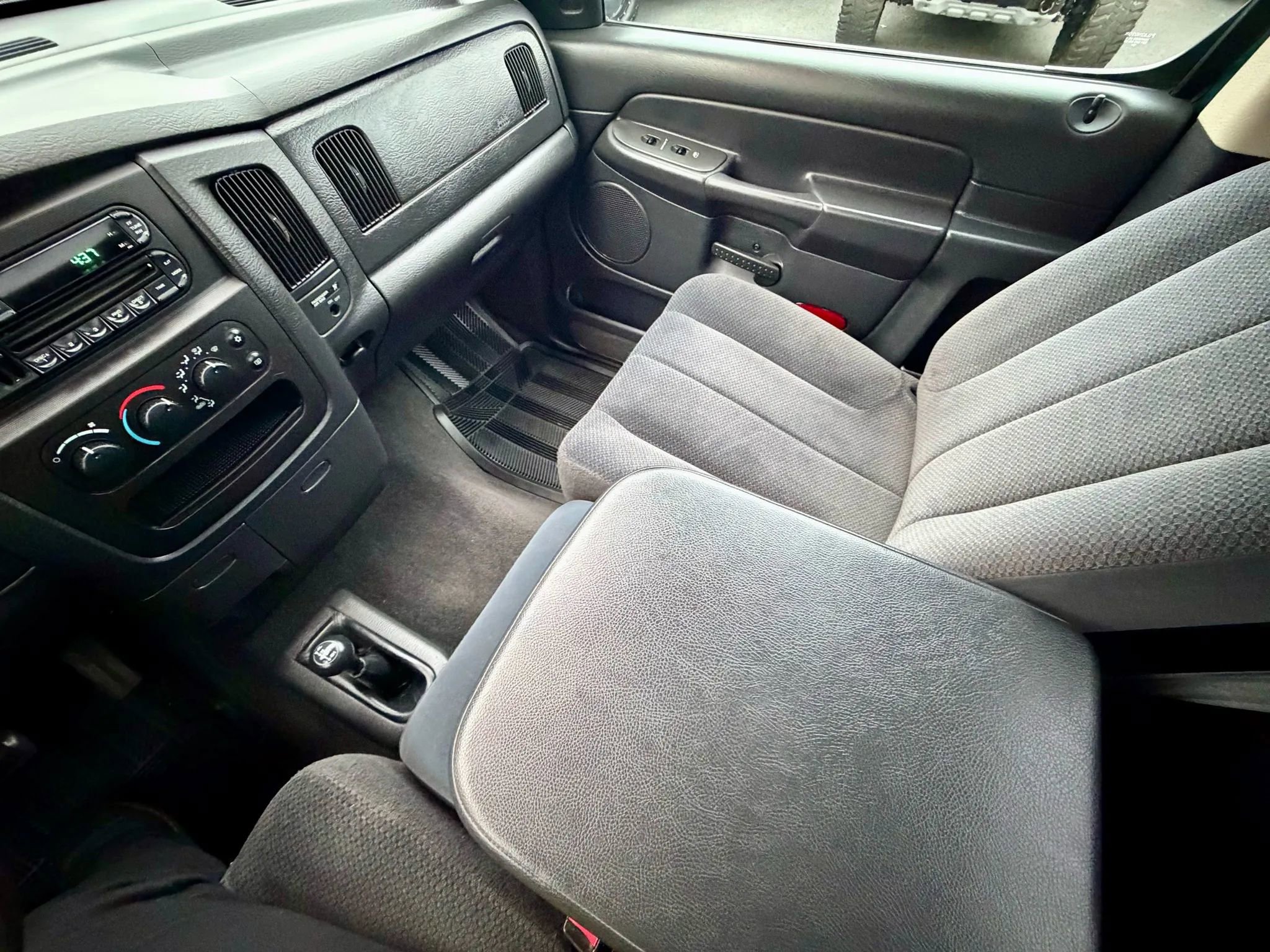 Used 2002 Dodge Ram 1500 Truck 4x4 Regular Cab image 14