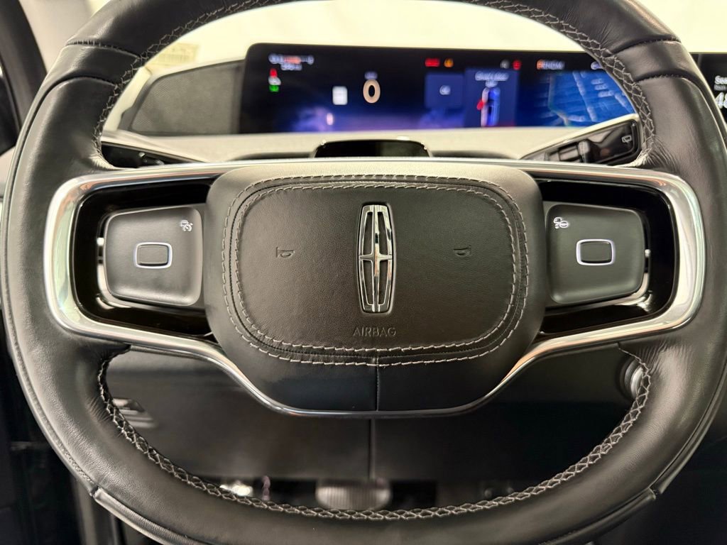 Used 2025 Lincoln Navigator L Reserve image 51