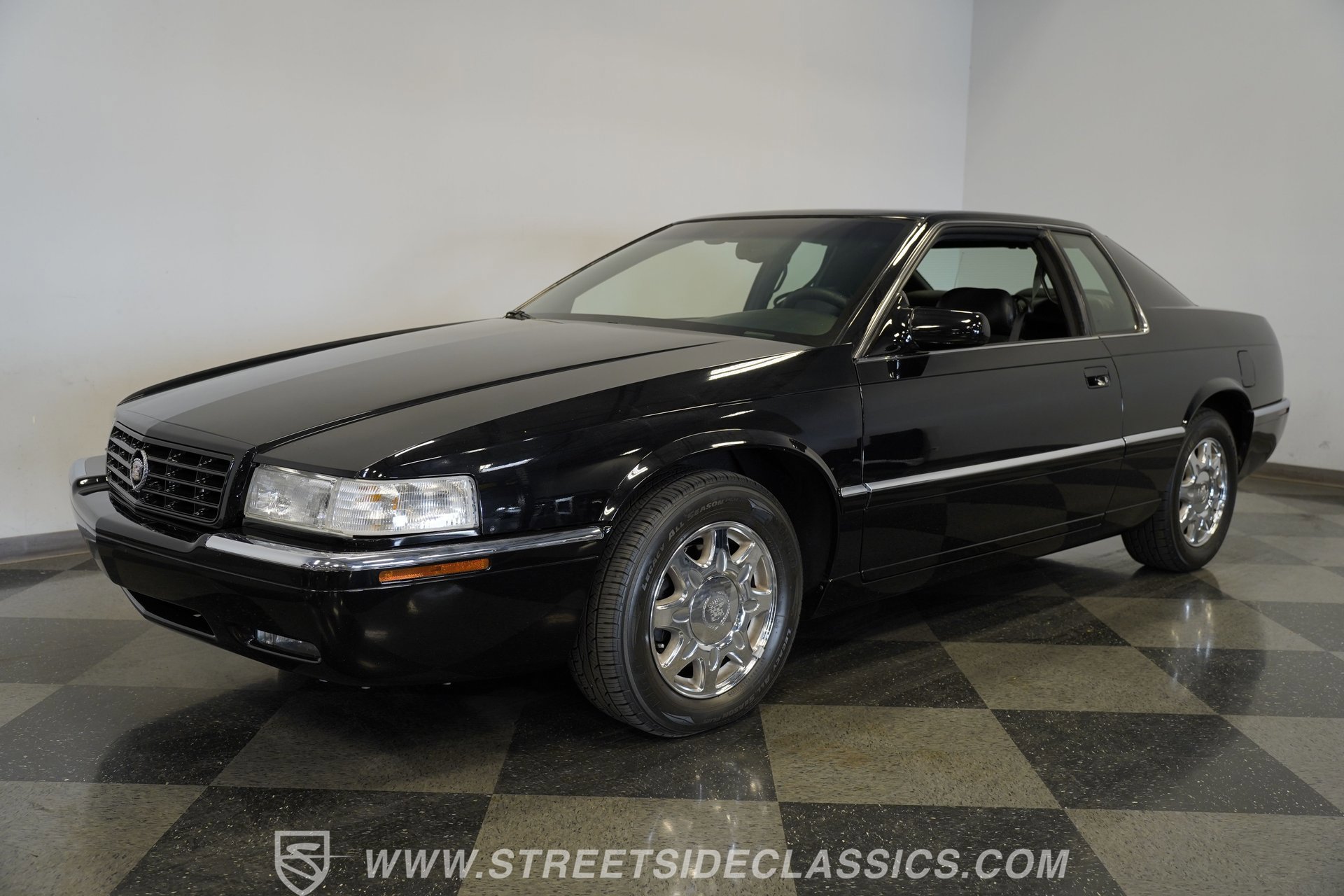 Used 1999 Cadillac Eldorado Touring FWD image 5
