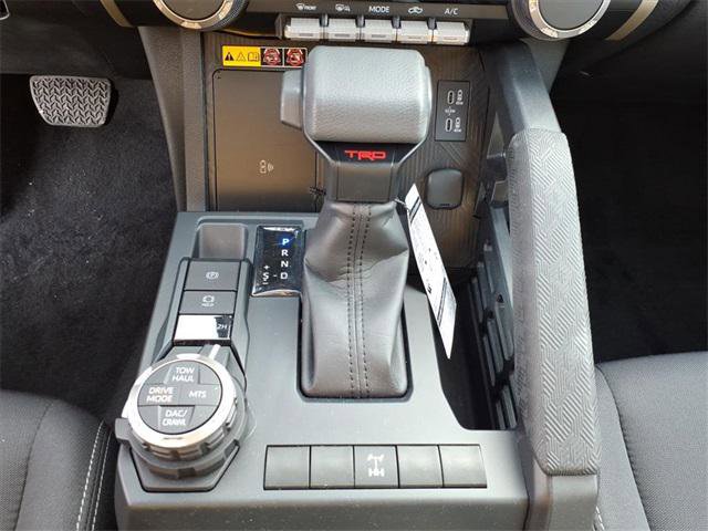 Certified 2025 Toyota Tacoma TRD Off-Road image 13