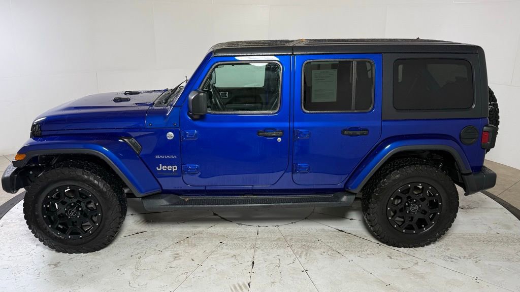 Used 2018 Jeep Wrangler Unlimited Sahara image 4