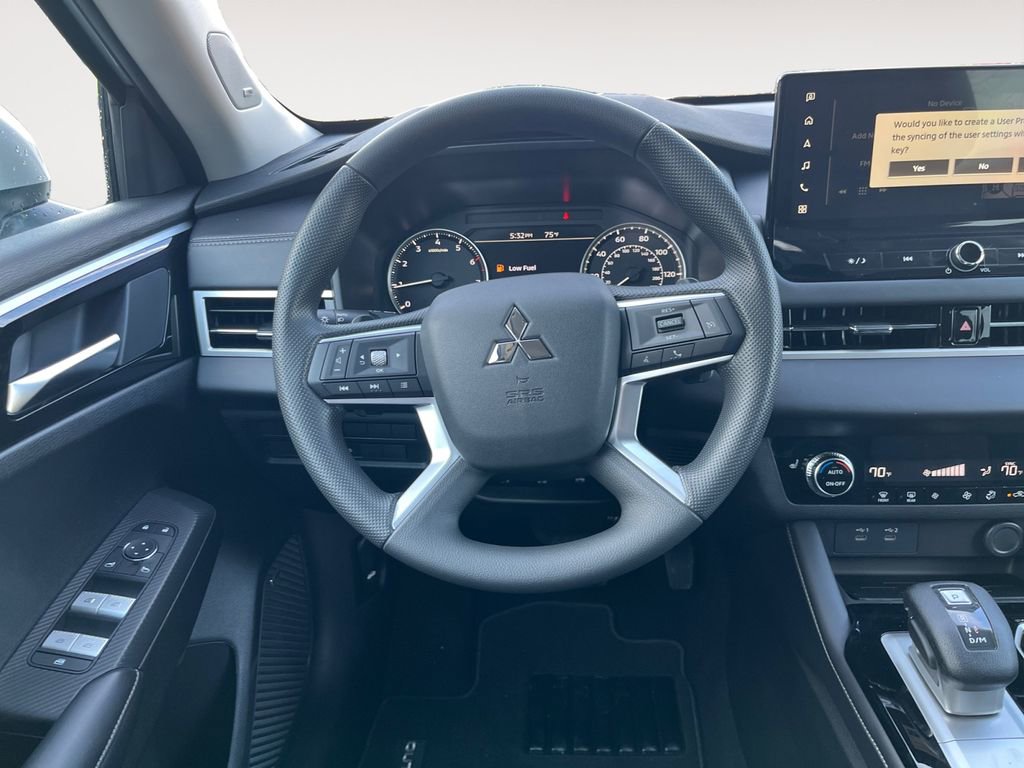 New 2026 Mitsubishi Outlander ES AWD/4WD image 12