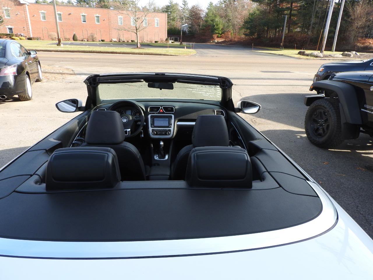 Used 2012 Volkswagen Eos Komfort FWD image 13