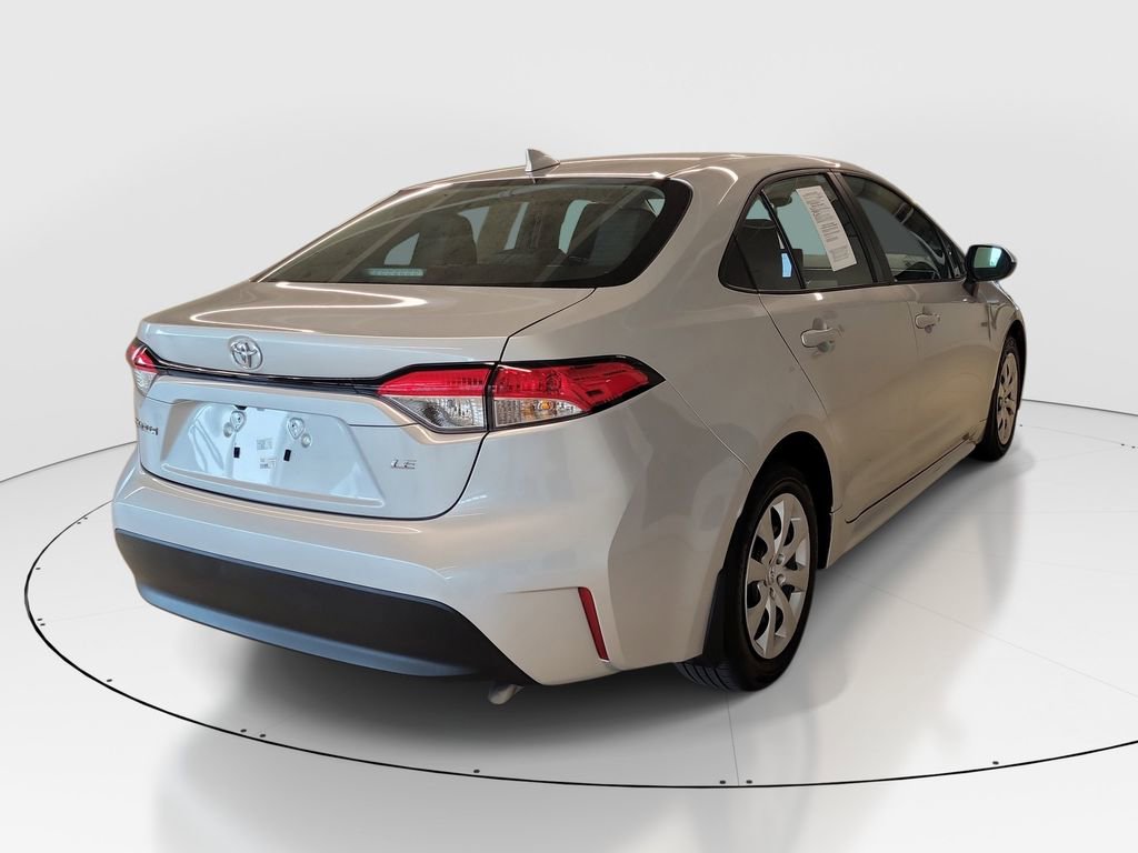 Used 2025 Toyota Corolla LE image 7