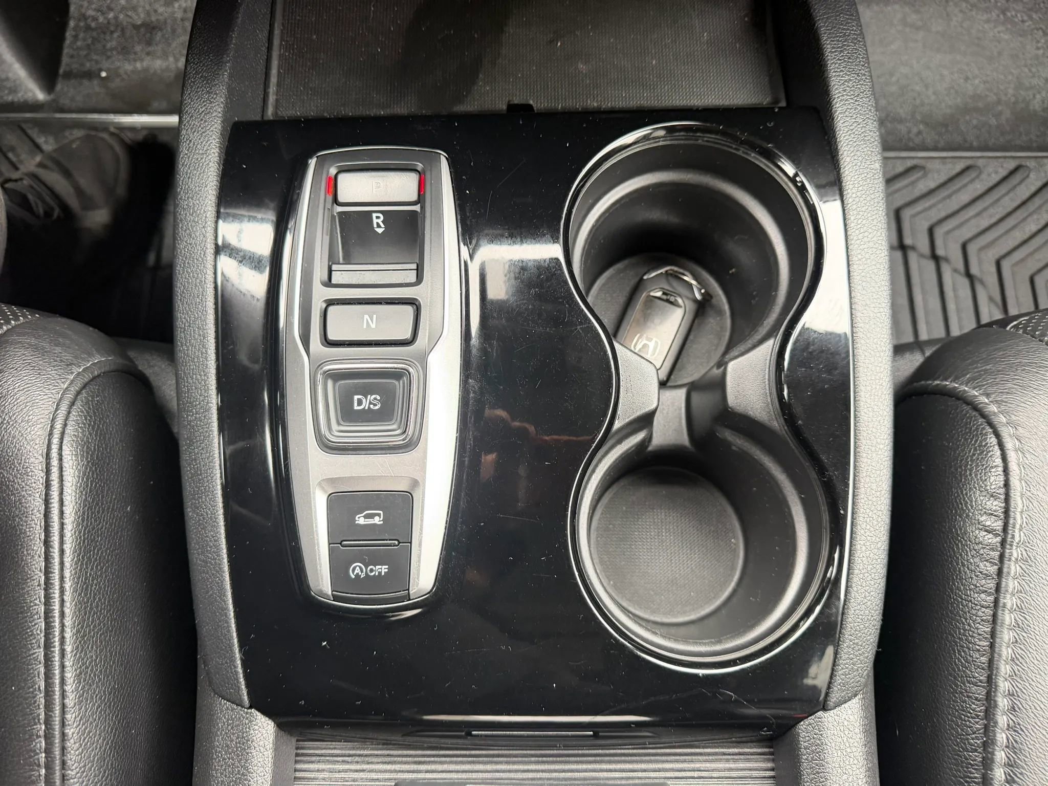 Used 2017 Honda Pilot Elite image 22